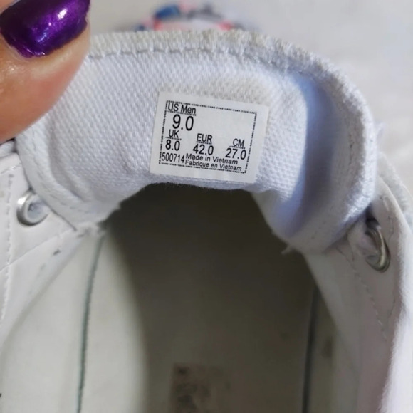 Handcrafted Colorful Doodles and Directions White Van's on white background - Picture 13 of 14